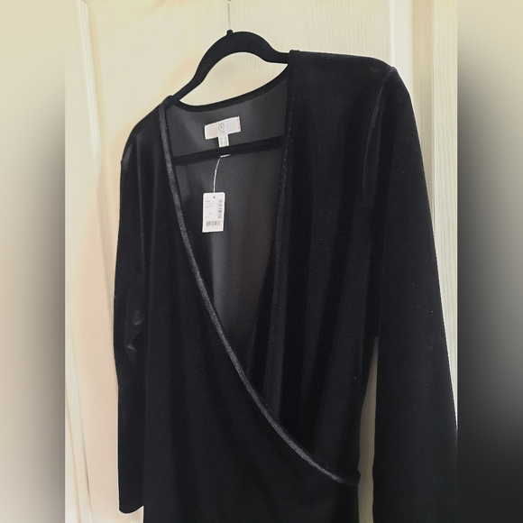 Addition Elle Velvet Wrap Top NWT - Picture 7 of 11
